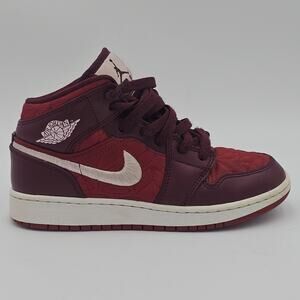 NIKE AIR JORDAN 1 MID SE (GS) GYM RED-PINK FOAM SZ 3.5Y-WOMENS SZ 5 [AV5174-600]